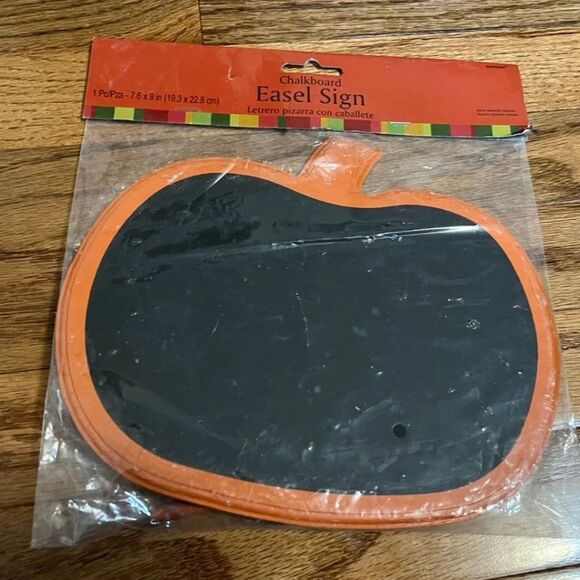 NEW Chalkboard wooden easel sign pumpkin - Picture 1 of 4
